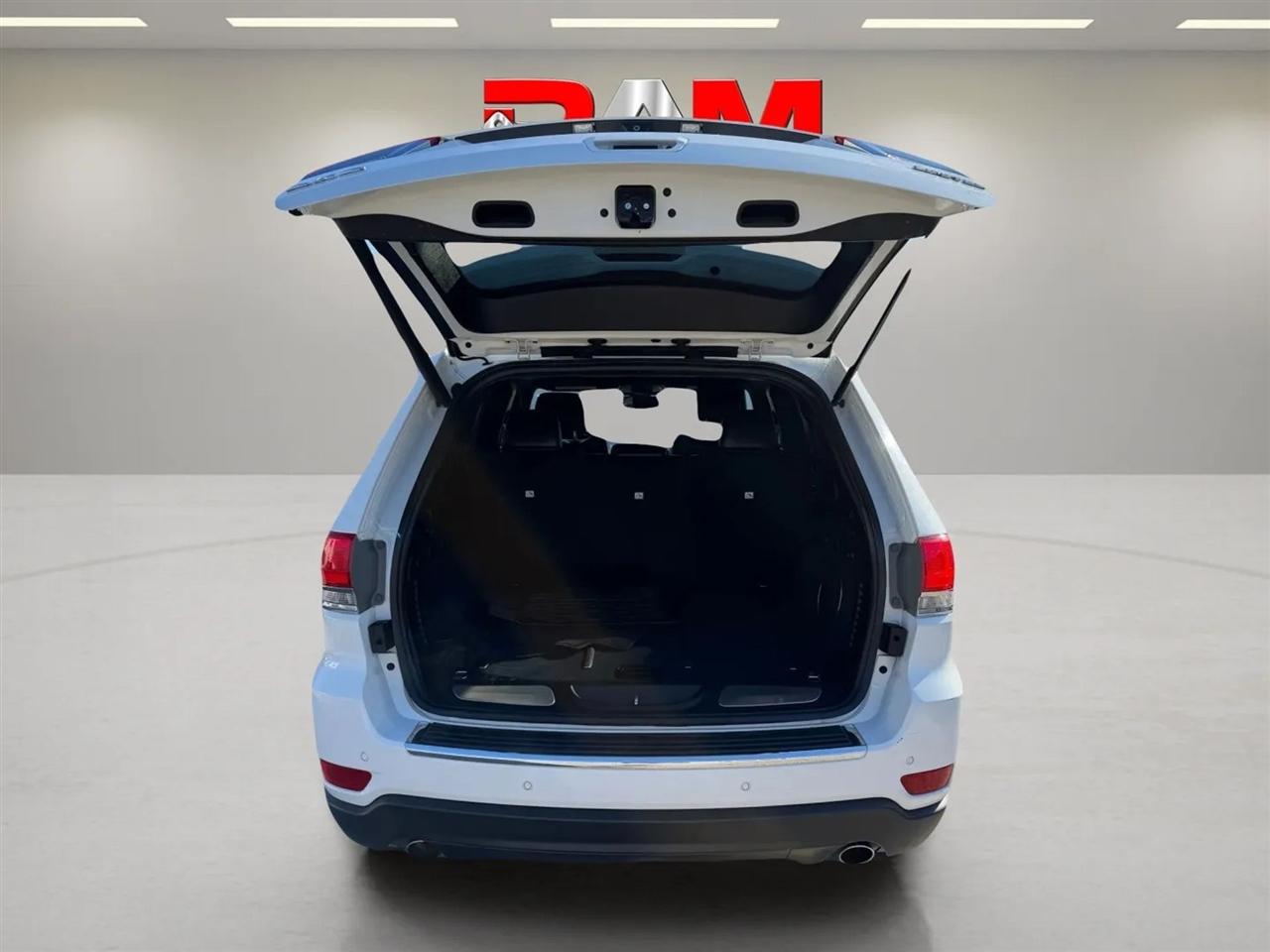 Jeep Grand Cherokee  2014