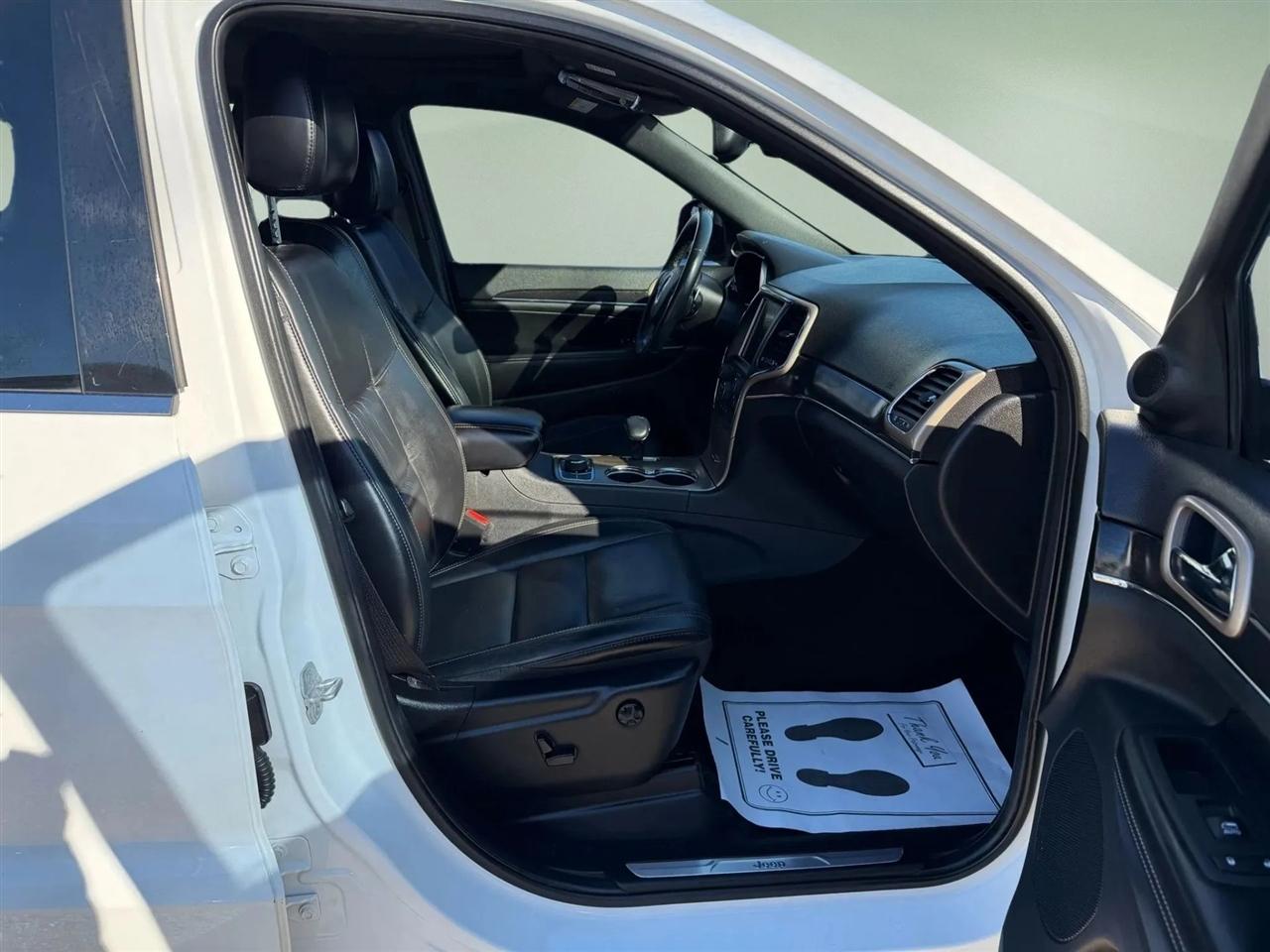 Jeep Grand Cherokee  2014