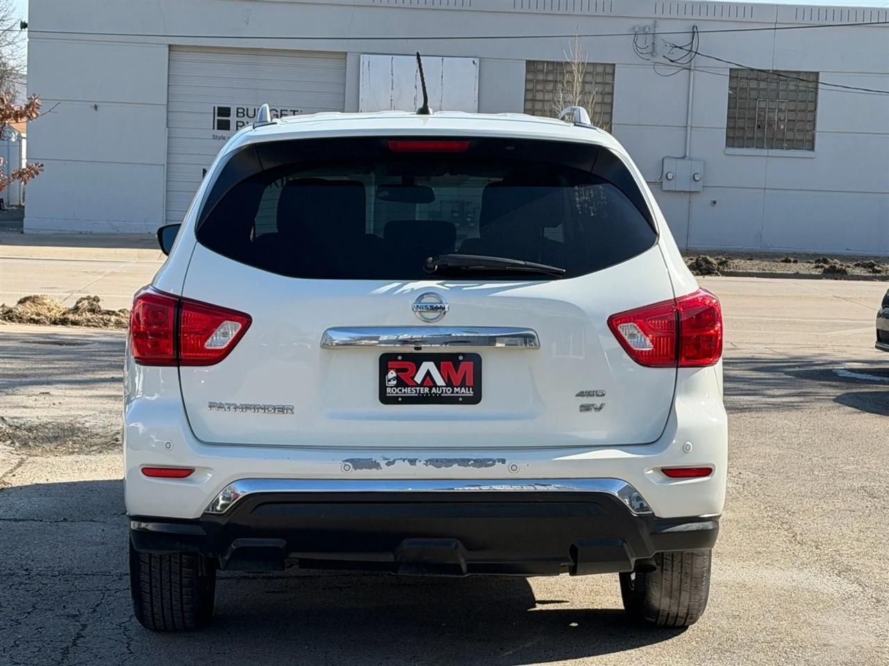 Nissan Pathfinder  2018