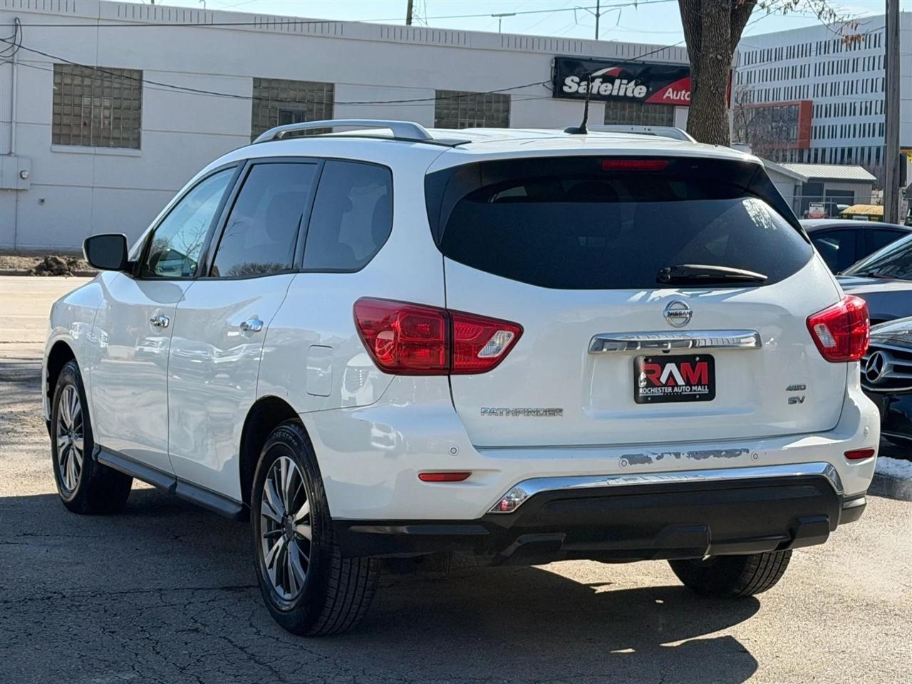 Nissan Pathfinder  2018