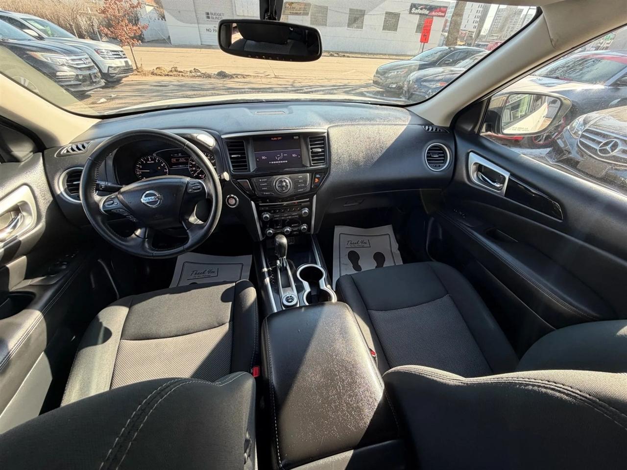 Nissan Pathfinder  2018