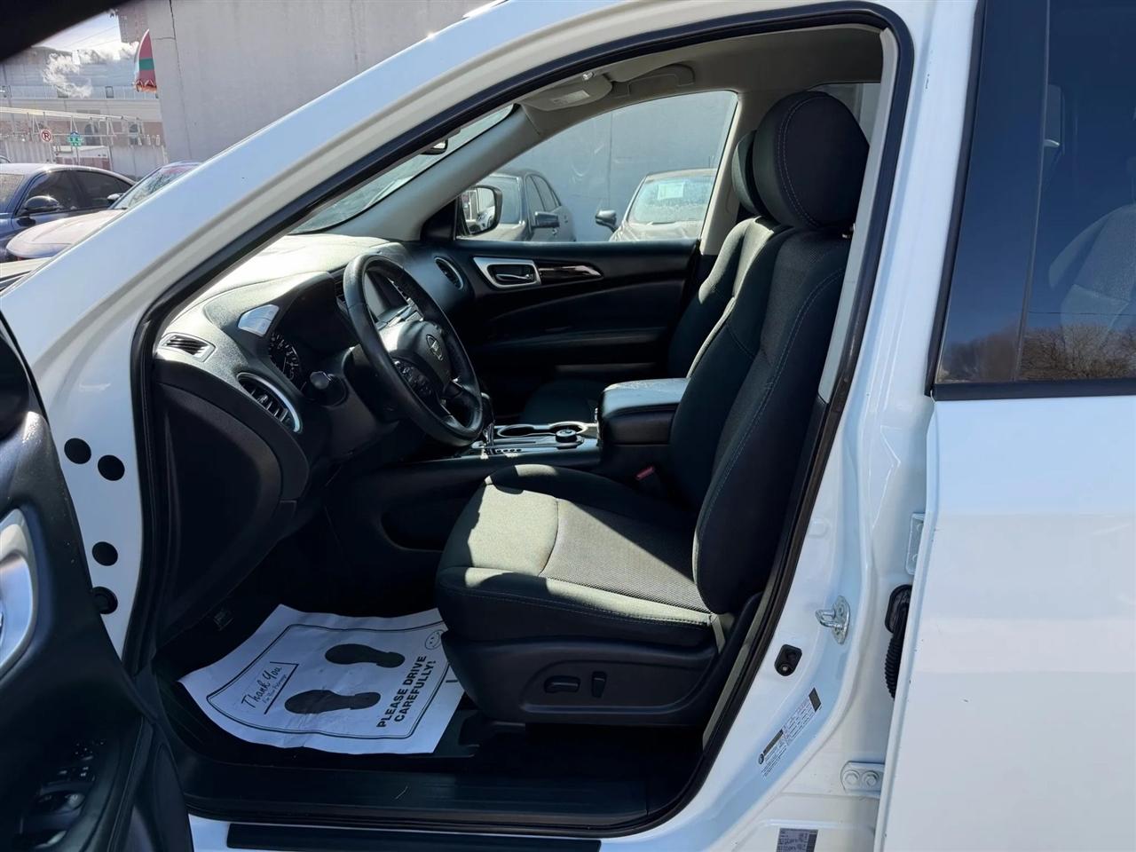 Nissan Pathfinder  2018