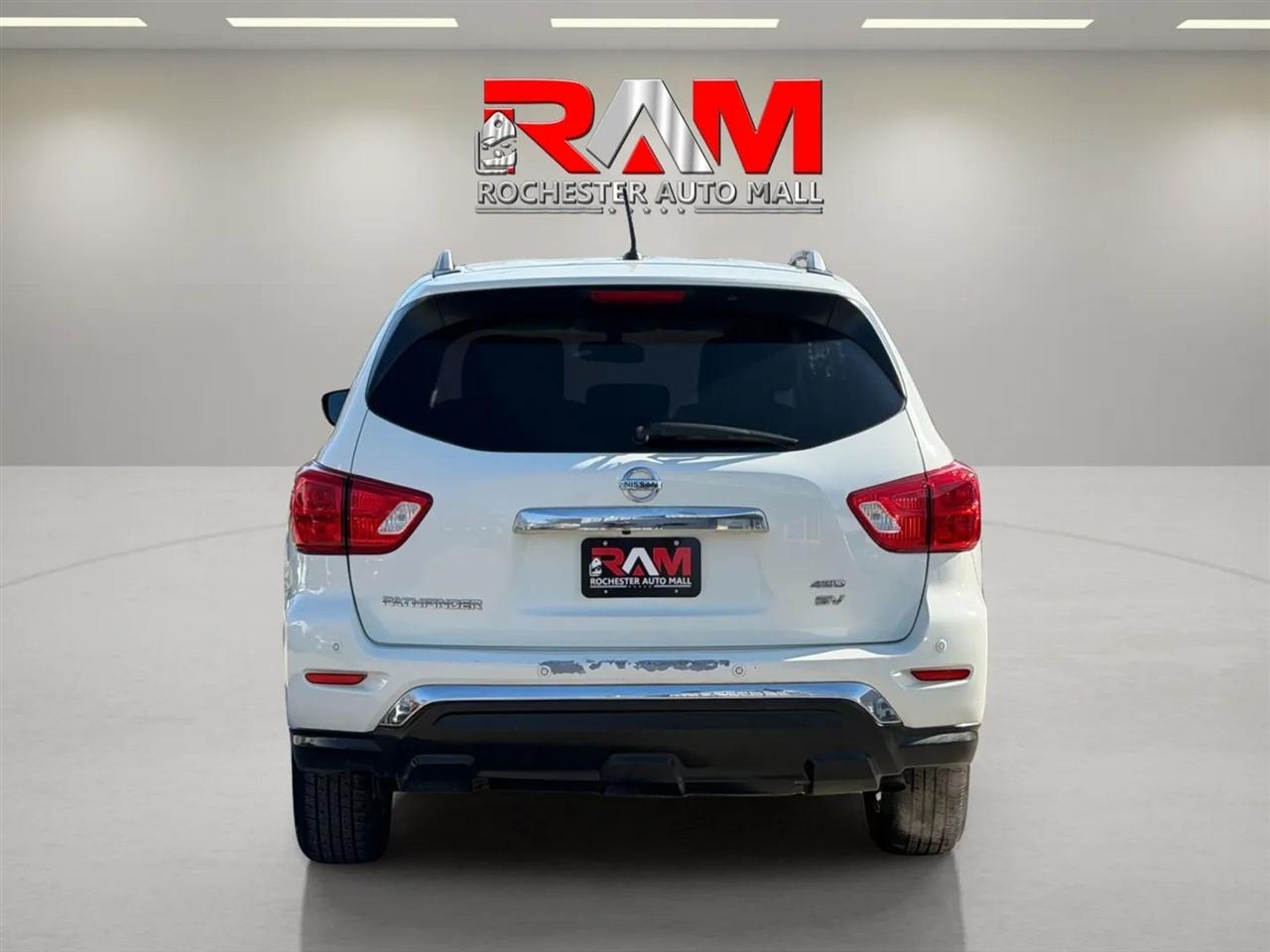 Nissan Pathfinder  2018