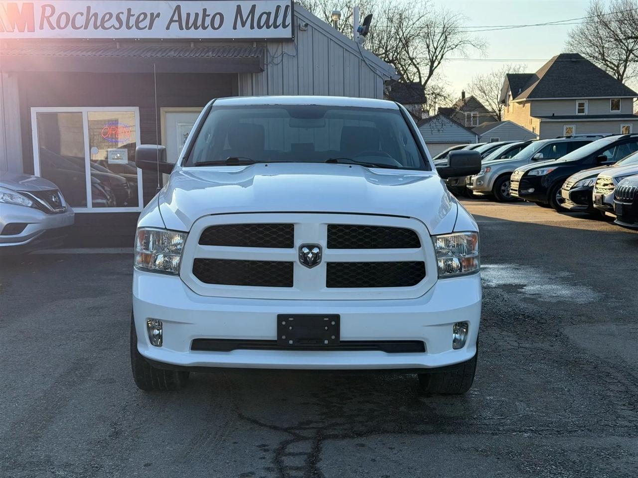 2015 RAM 1500 Express Pickup 4D 5 1/2 ft