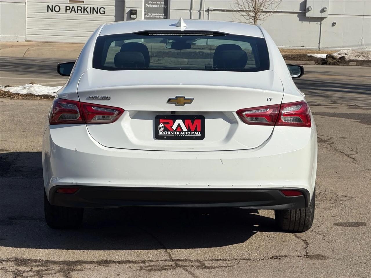 Chevrolet Malibu  2022