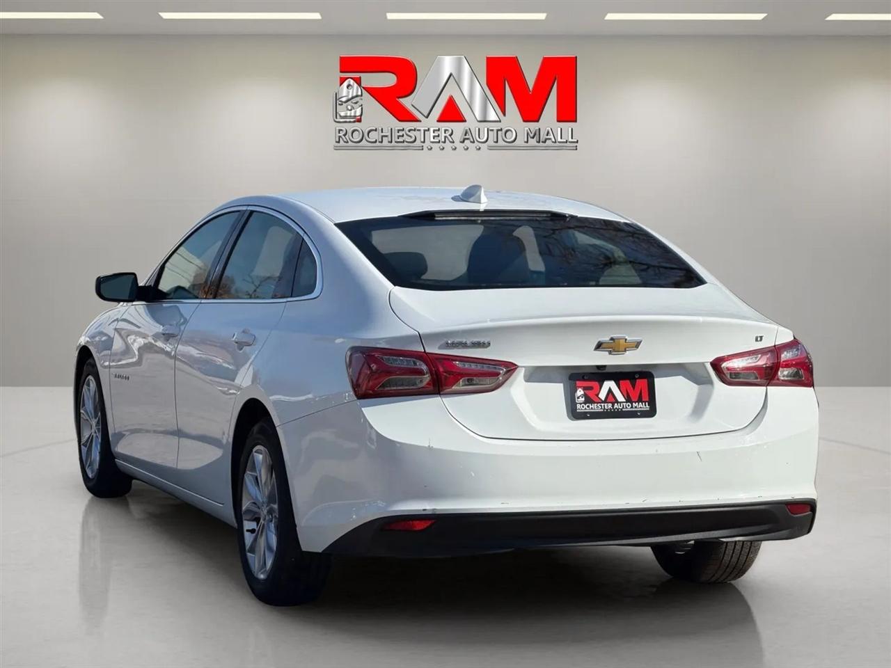 Chevrolet Malibu  2022