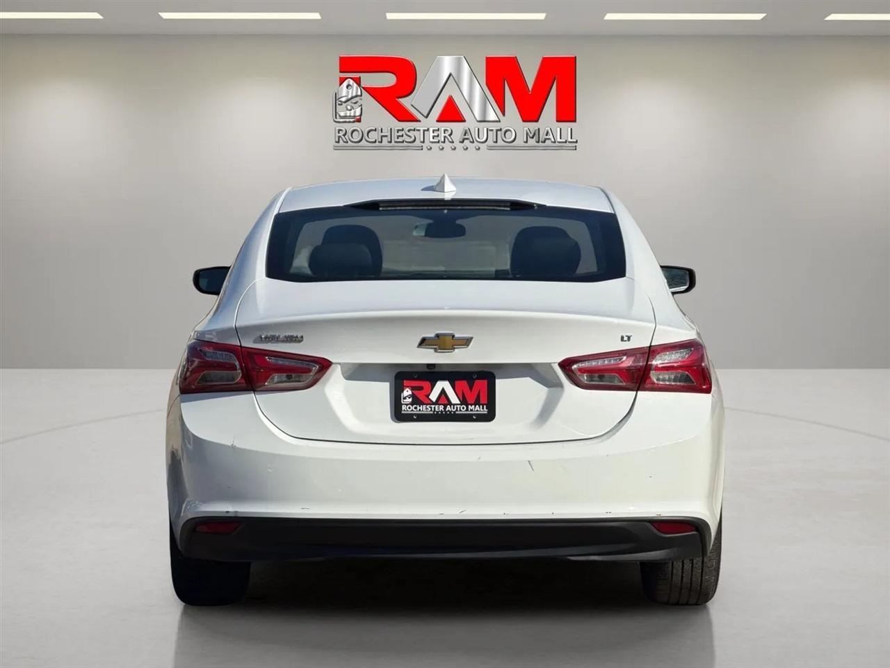 Chevrolet Malibu  2022