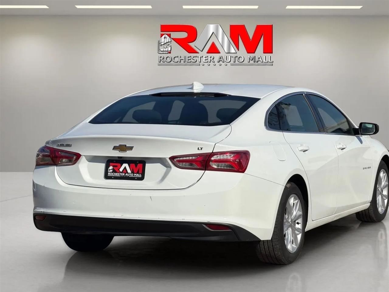 Chevrolet Malibu  2022