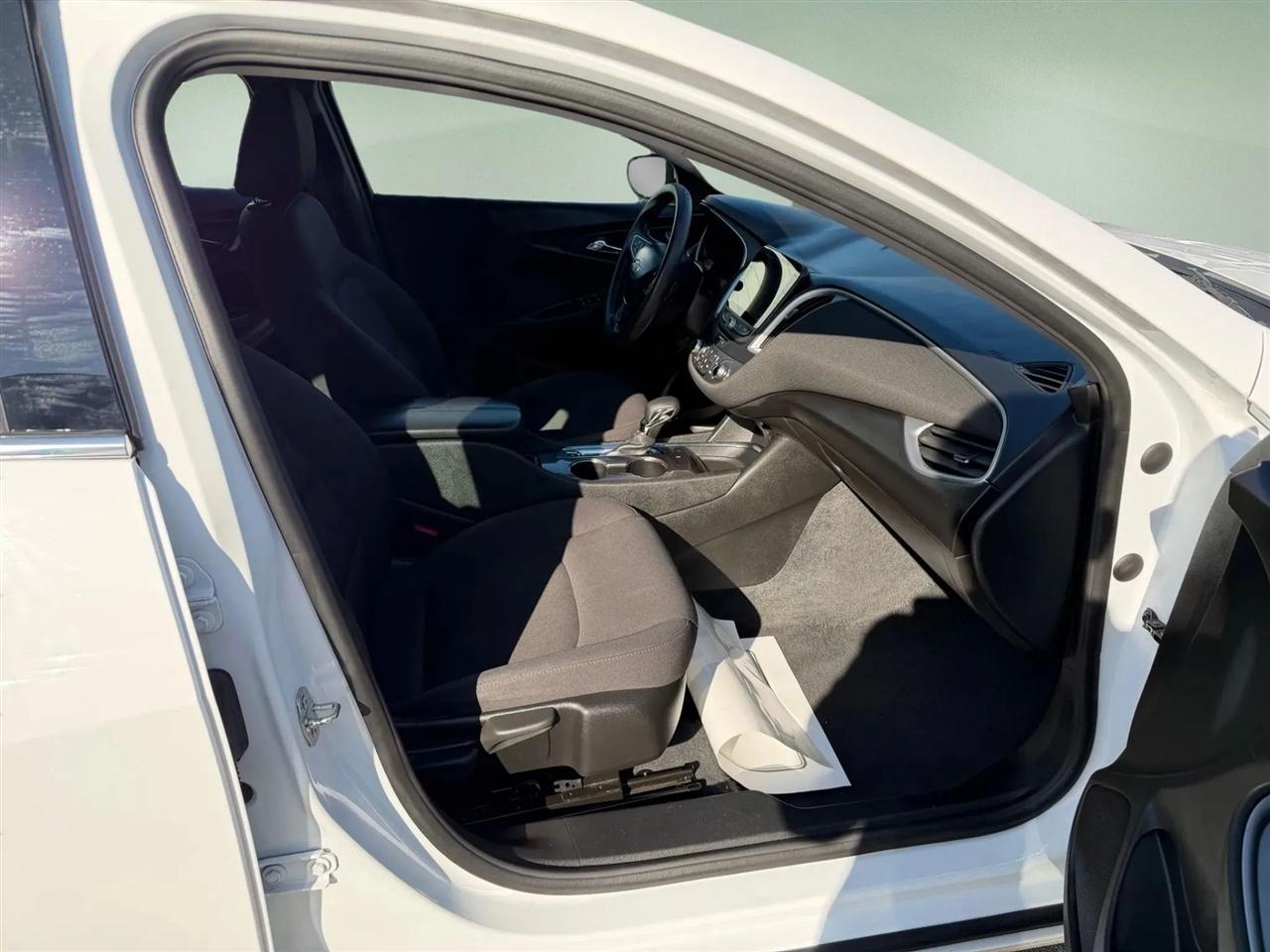 Chevrolet Malibu  2022