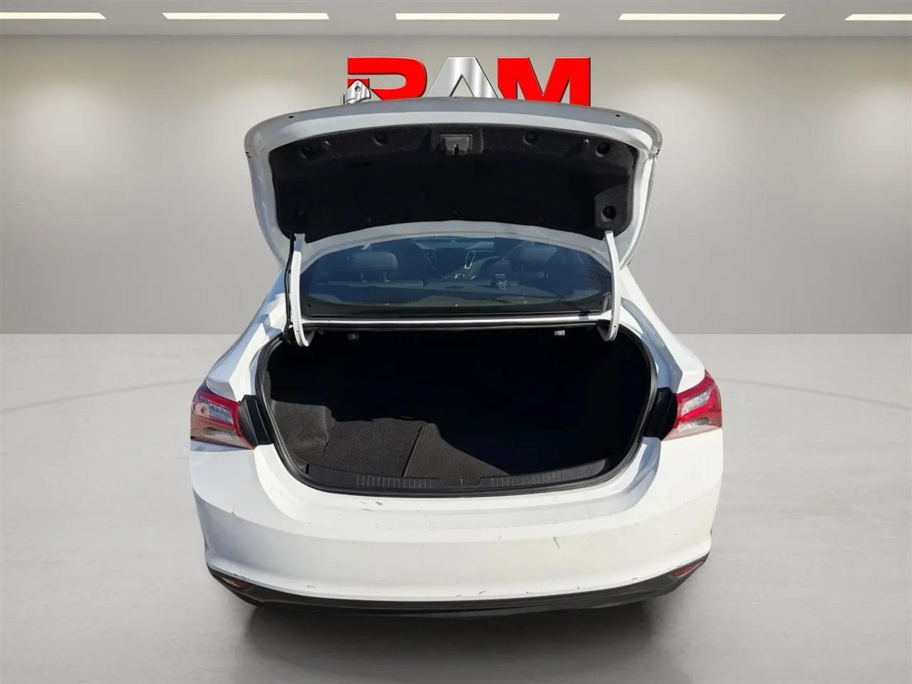 Chevrolet Malibu  2022