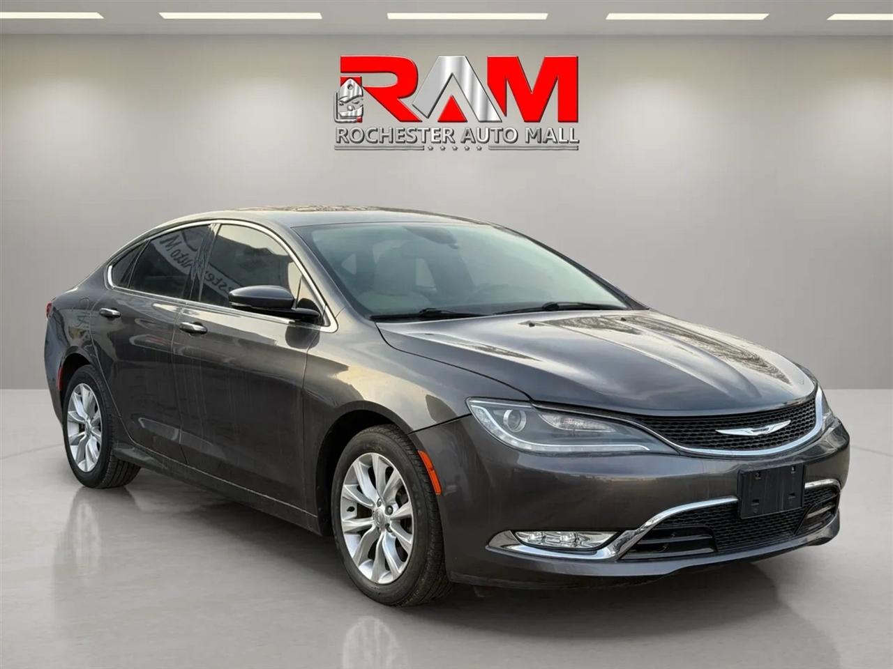 Chrysler 200  2015