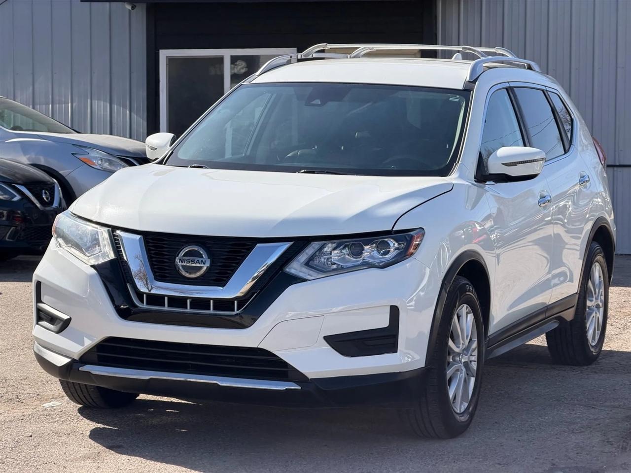 Nissan Rogue  2020