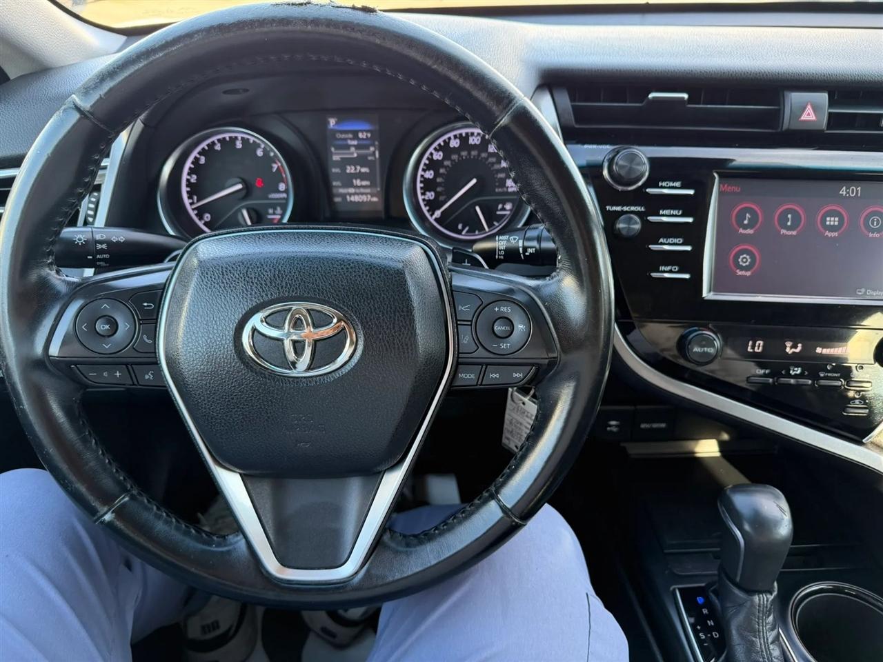 Toyota Camry  2018