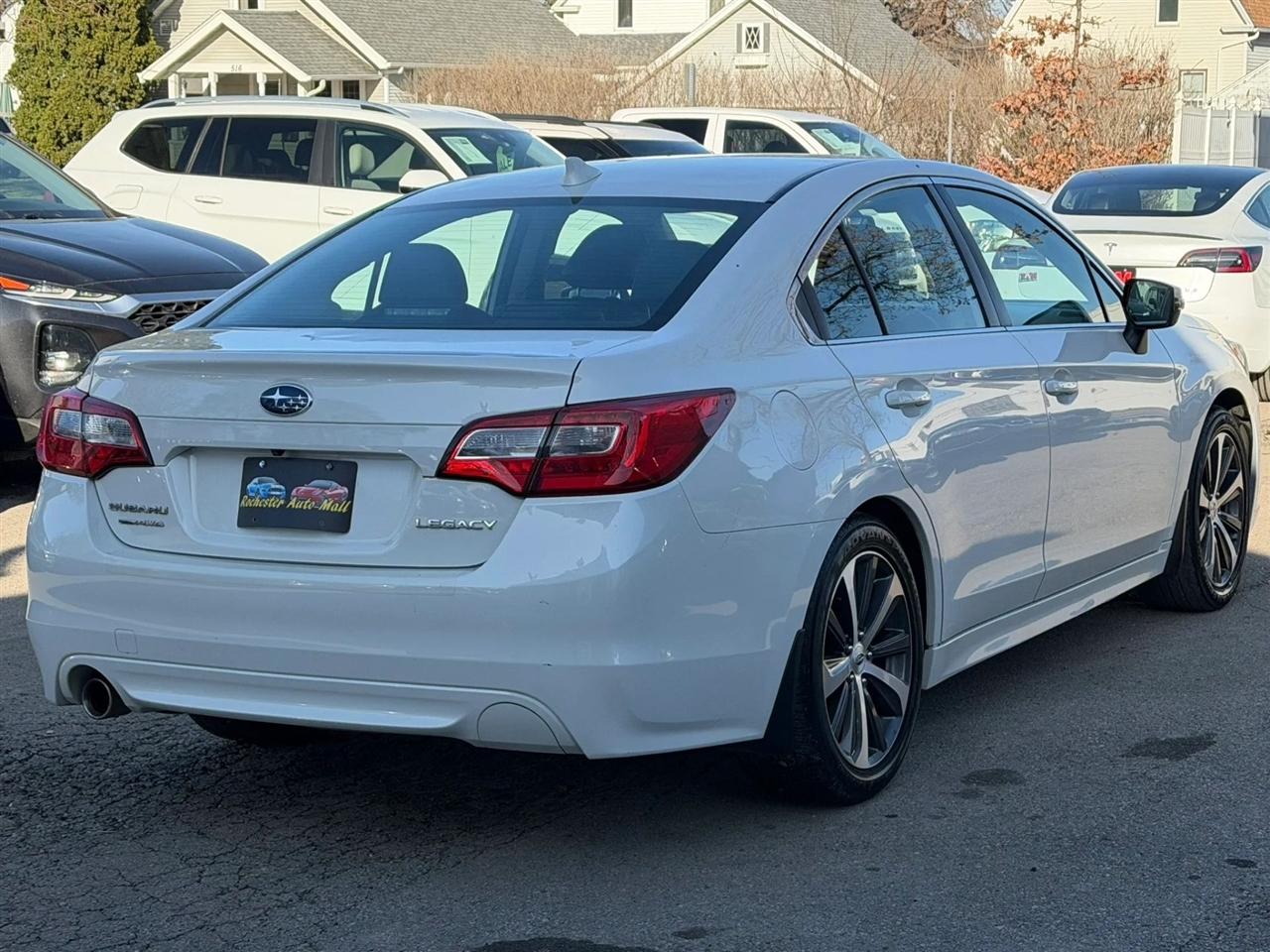 Subaru Legacy  2016