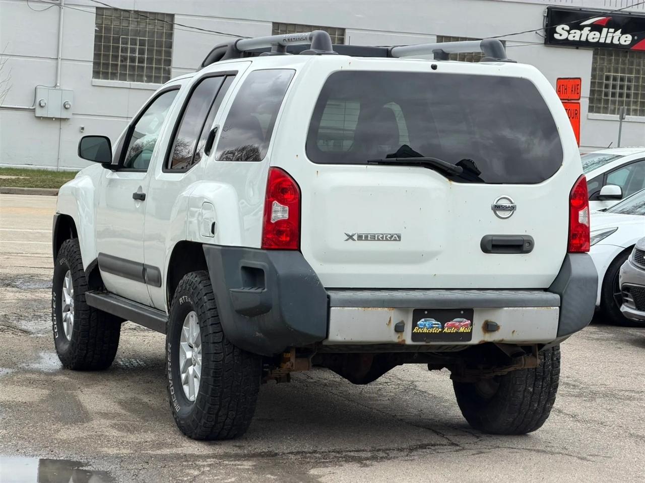 Nissan Xterra  2014