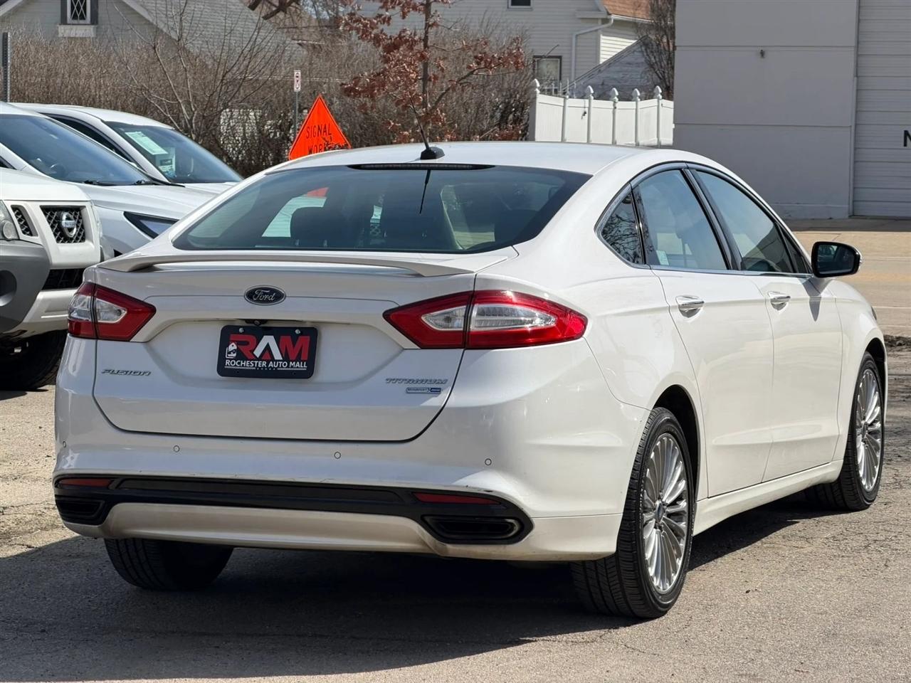 Ford Fusion  2014