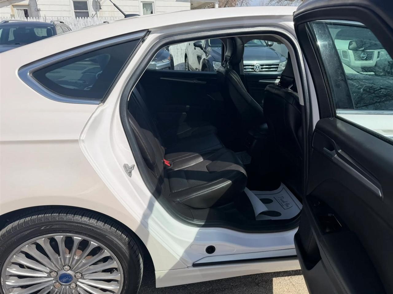 Ford Fusion  2014