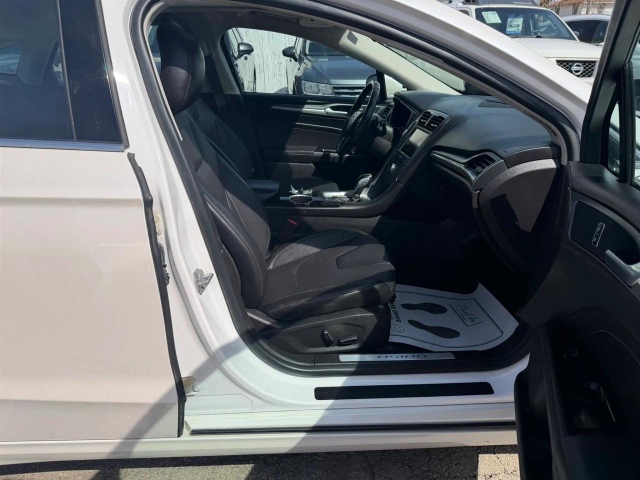 Ford Fusion  2014