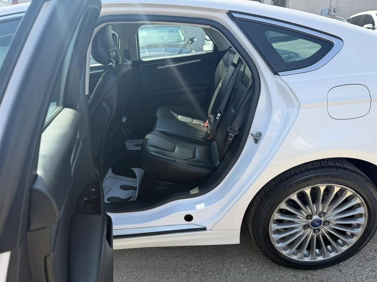 Ford Fusion  2014