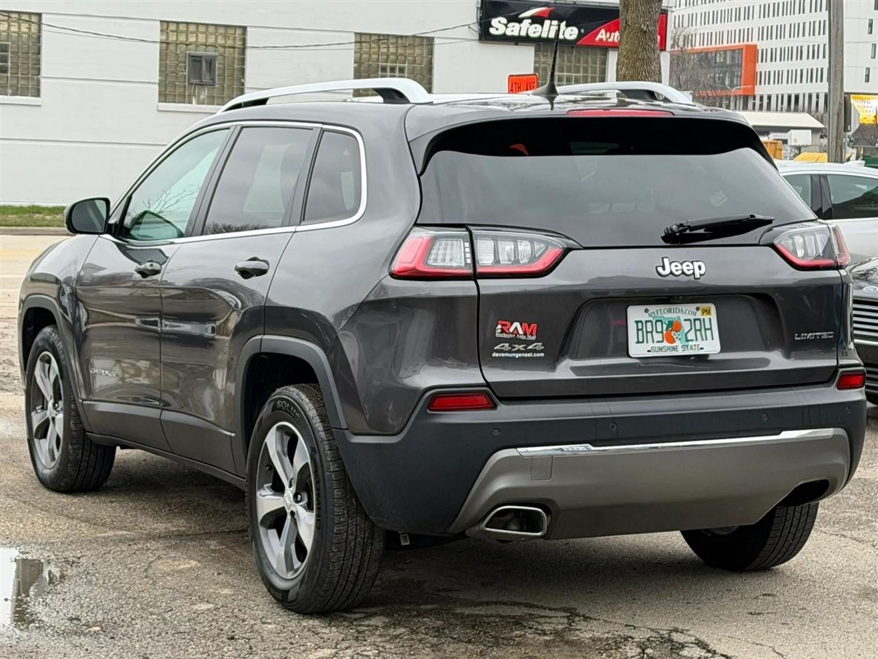 Jeep Cherokee  2020