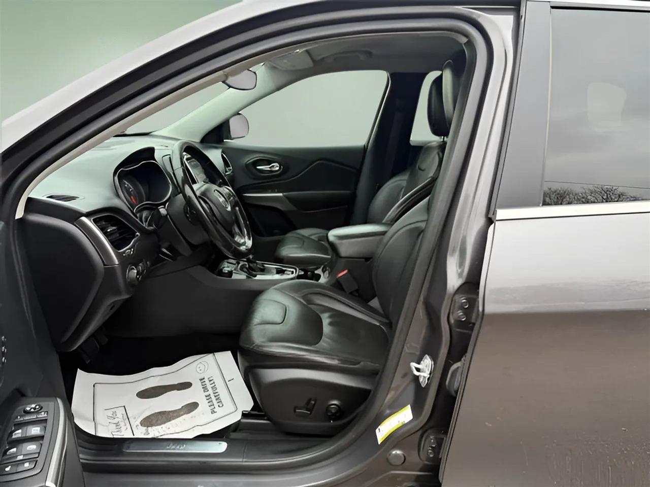 Jeep Cherokee  2020
