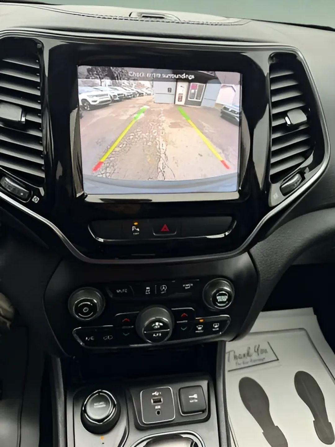 Jeep Cherokee  2020