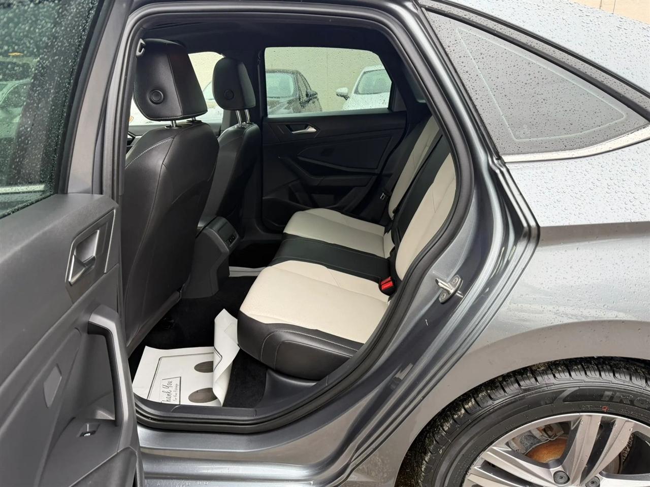 Volkswagen Jetta  2020