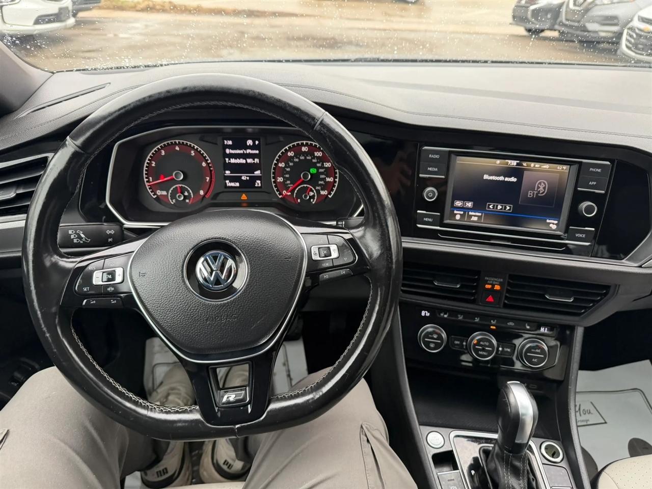 Volkswagen Jetta  2020