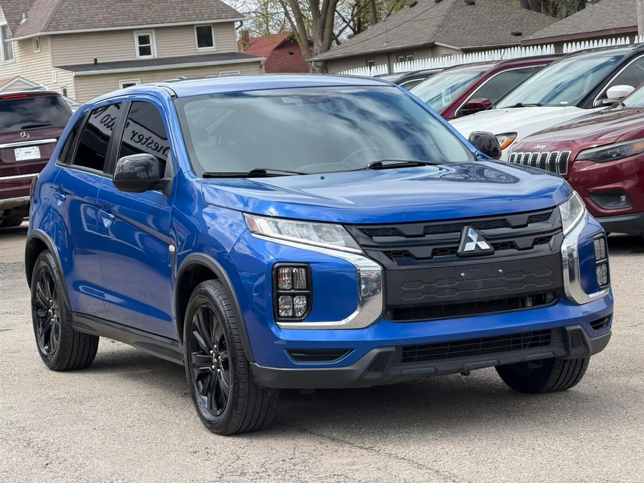 Mitsubishi Outlander Sport  2021