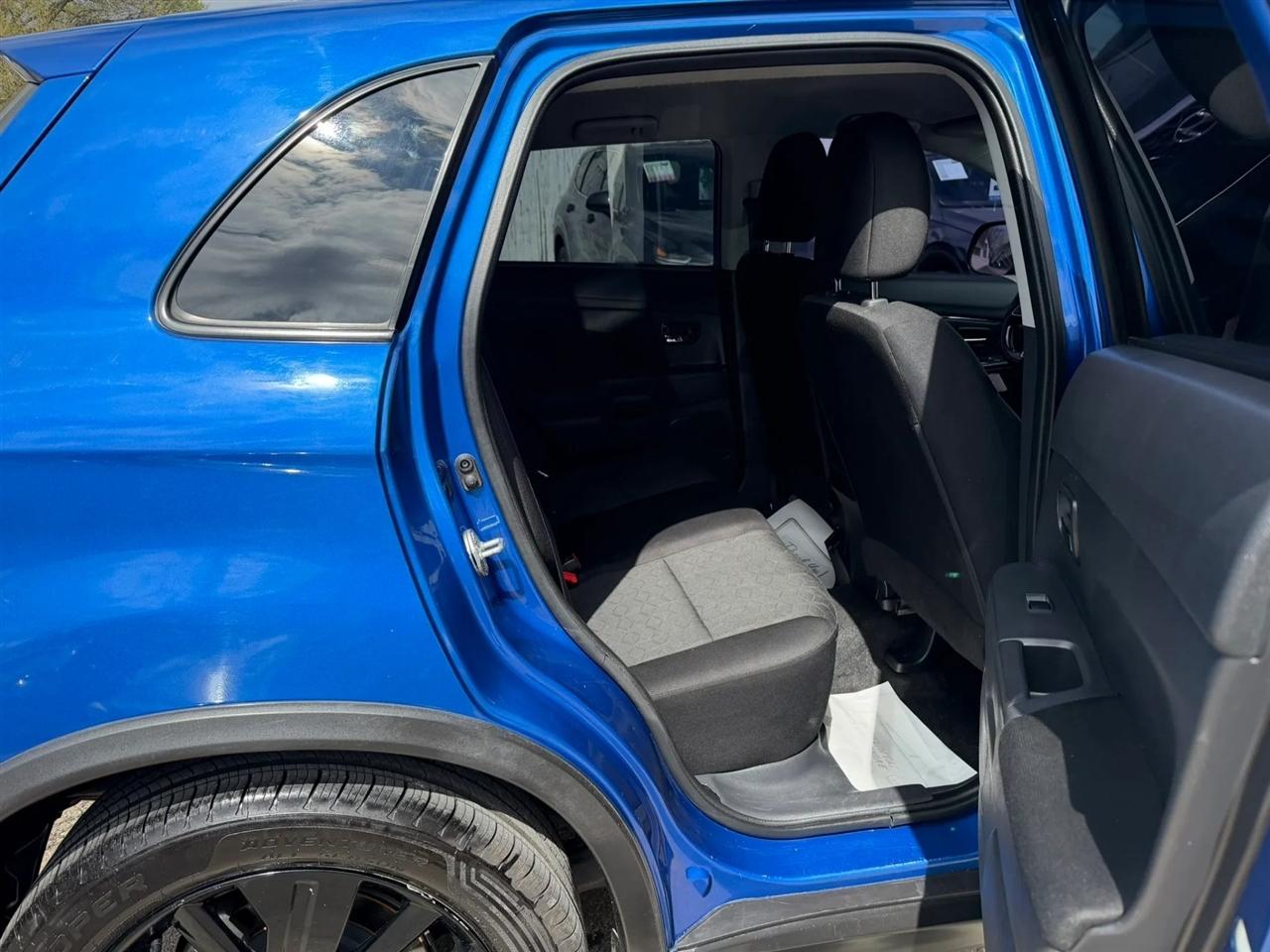 Mitsubishi Outlander Sport  2021