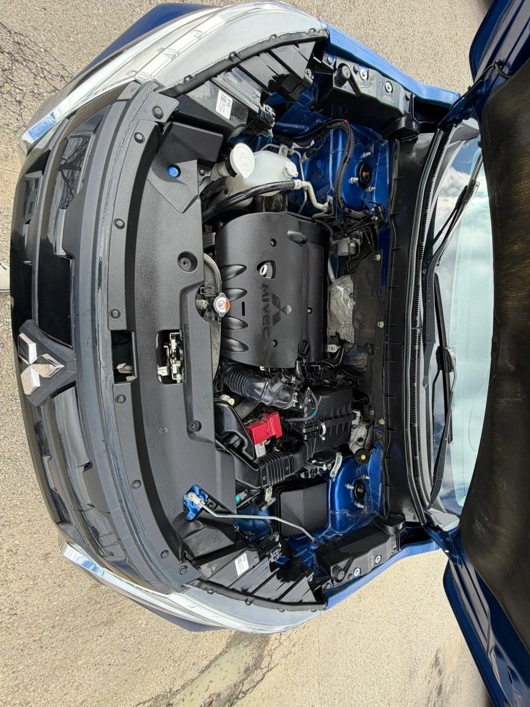 Mitsubishi Outlander Sport  2021