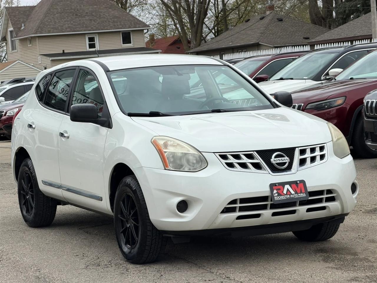 Nissan Rogue  2011