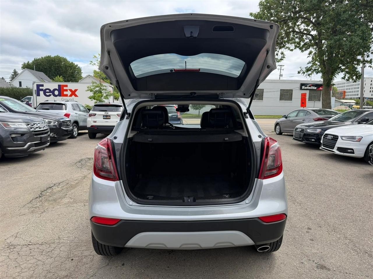 Buick Encore  2020