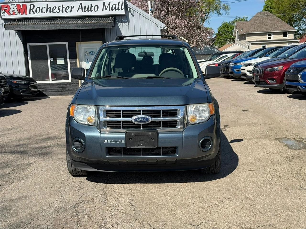 2010 Ford Escape XLS Sport Utility 4D