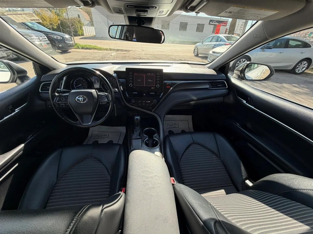 Toyota Camry  2021