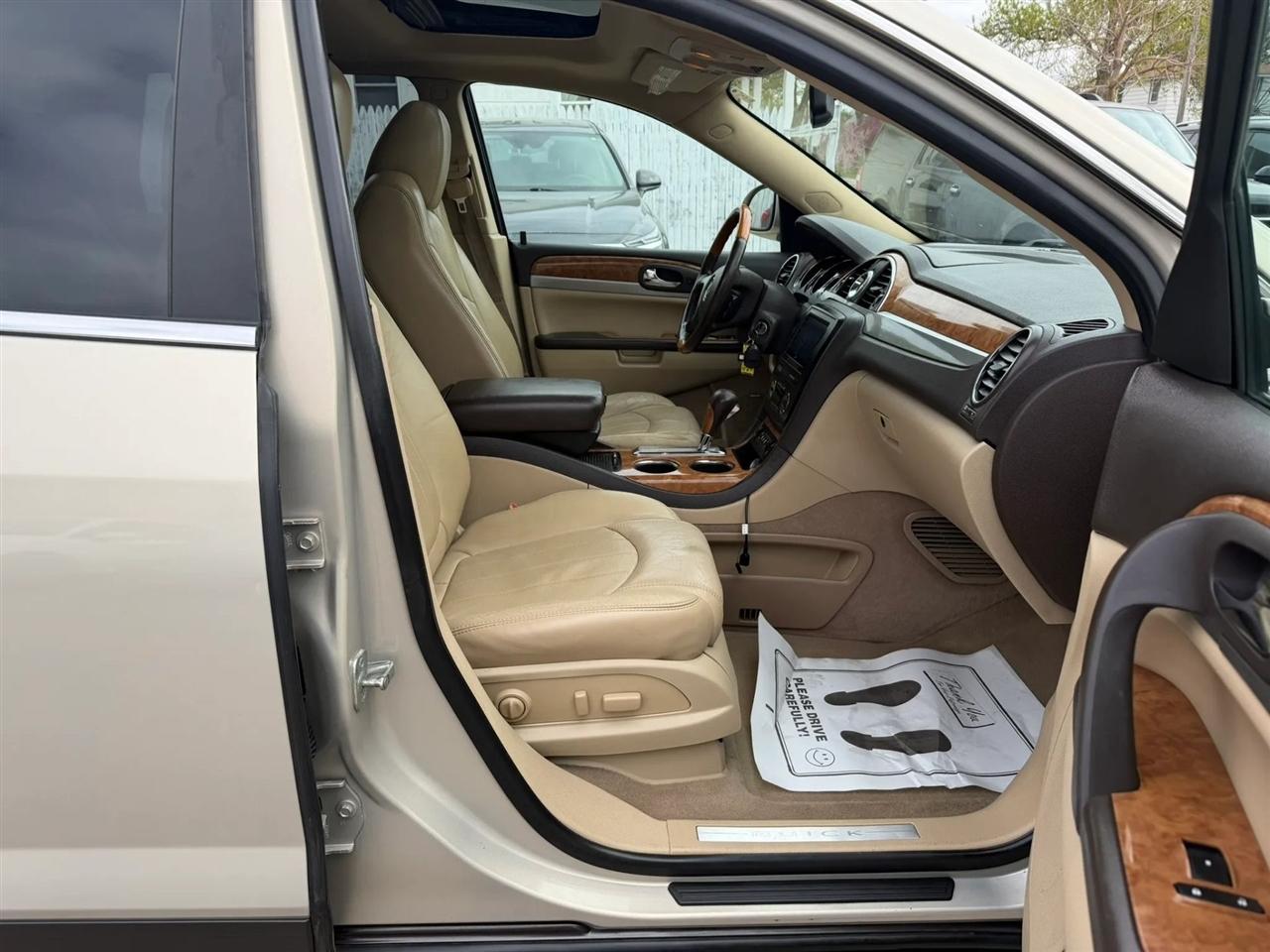 Buick Enclave  2011