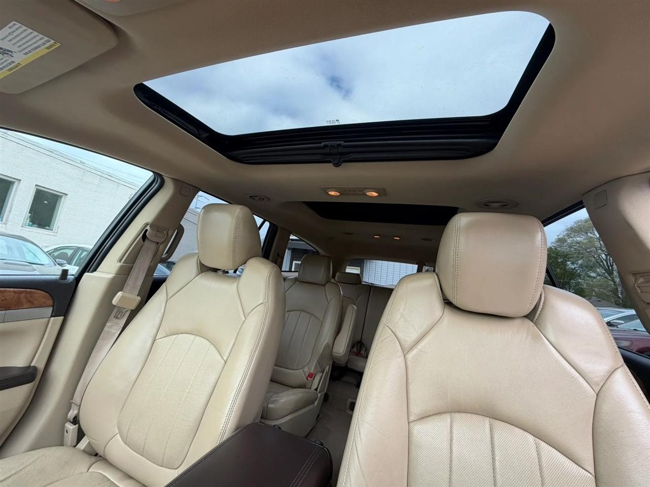 Buick Enclave  2011