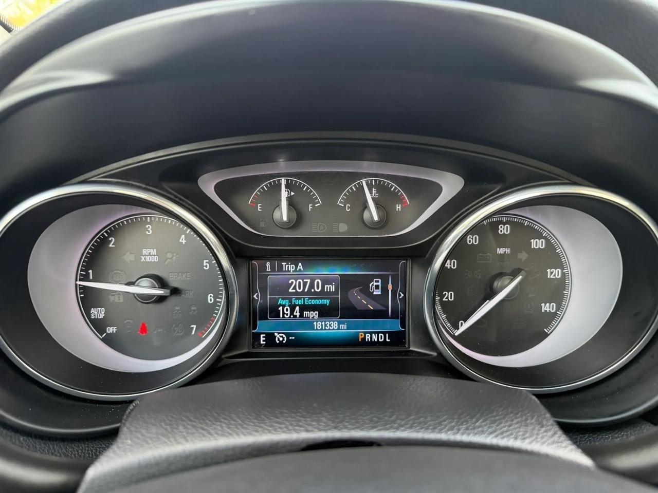 Buick Envision  2020