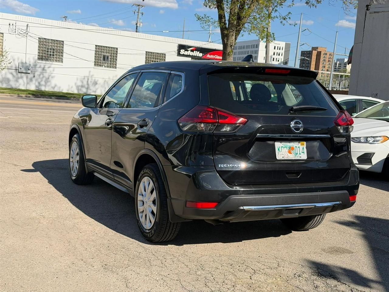 Nissan Rogue  2020