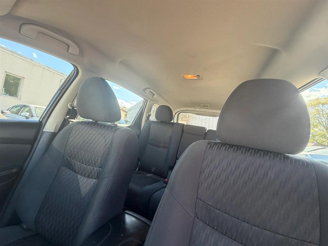 Nissan Rogue  2020