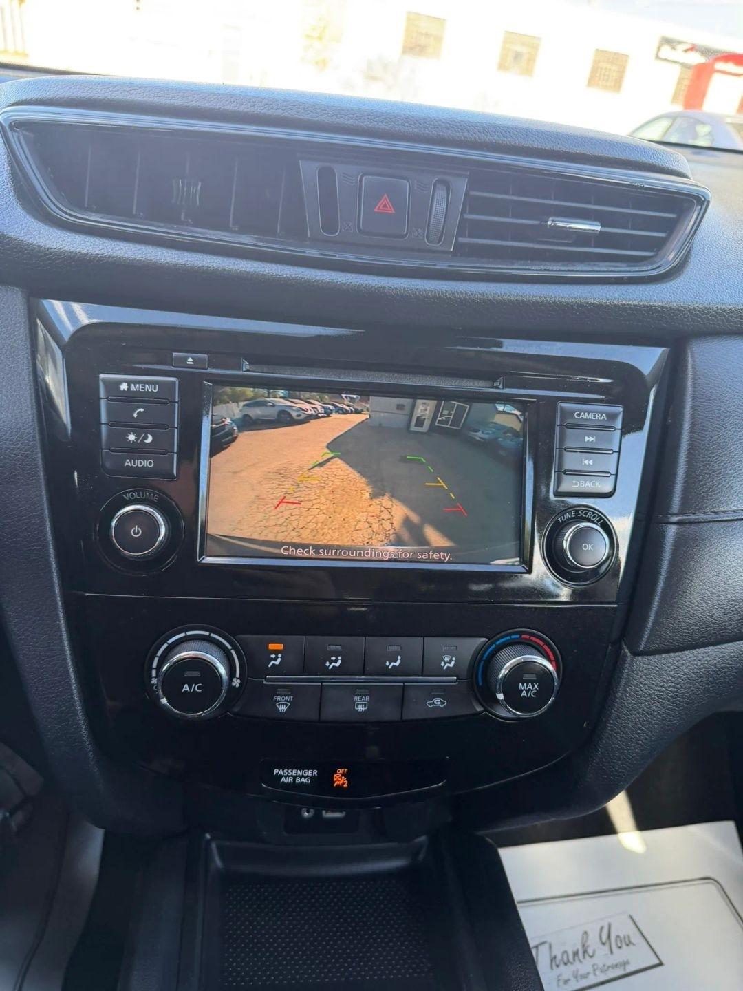 Nissan Rogue  2020