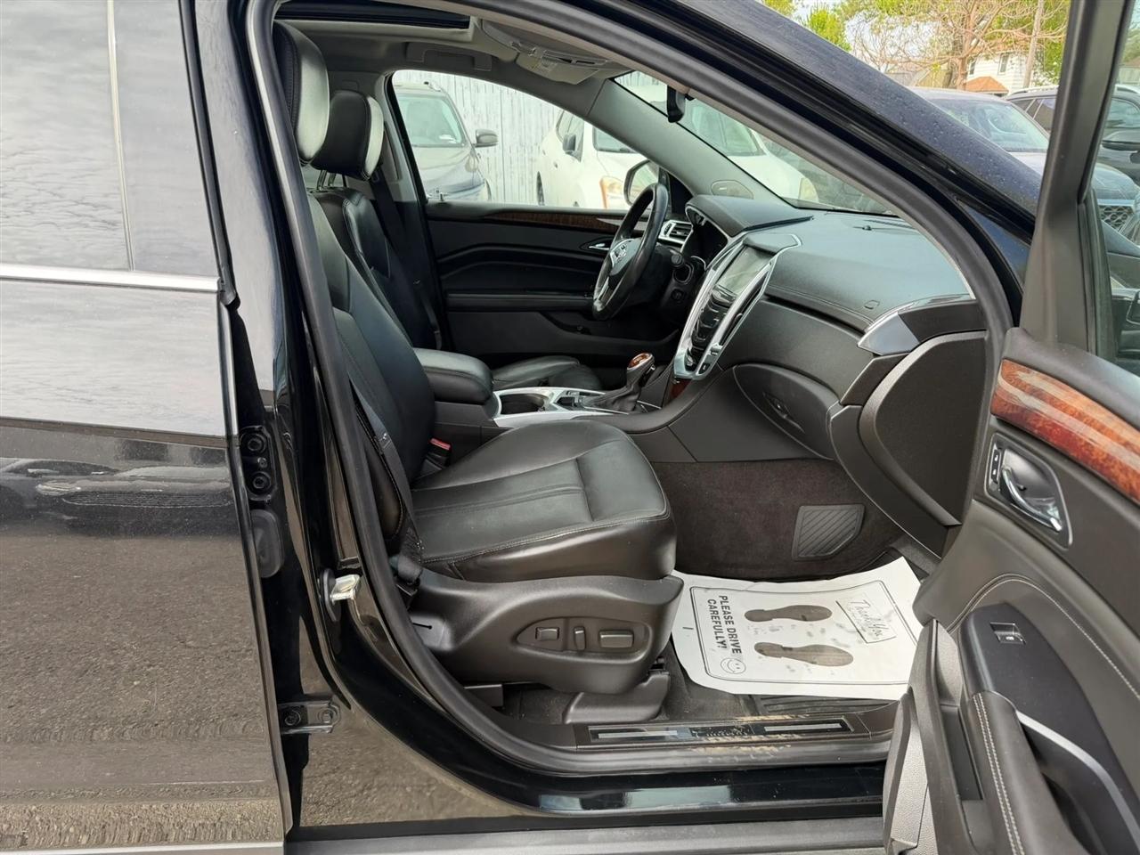 Cadillac SRX  2014