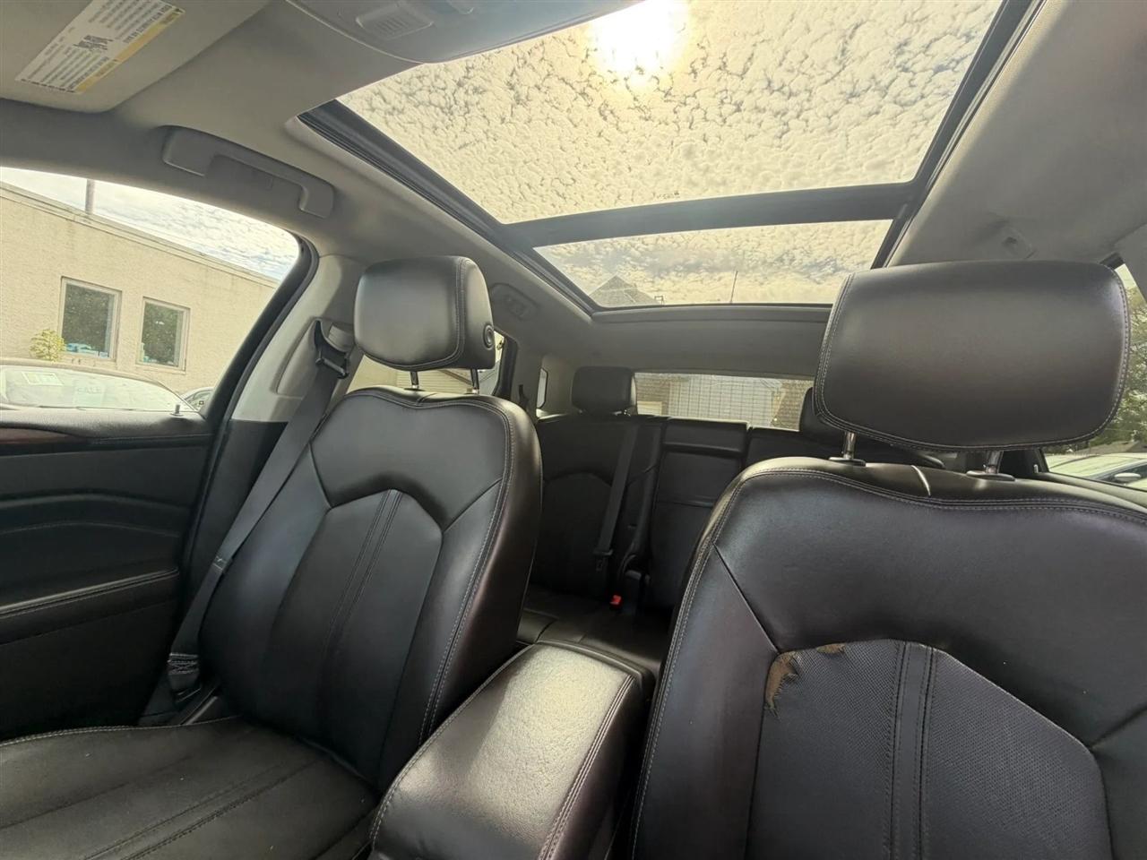 Cadillac SRX  2014