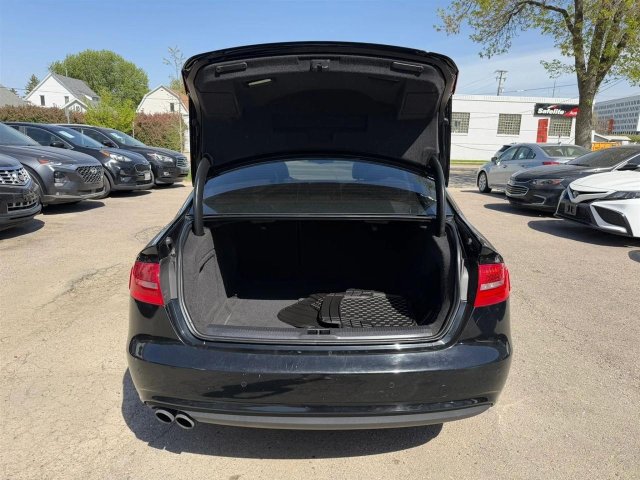 Audi A4  2013