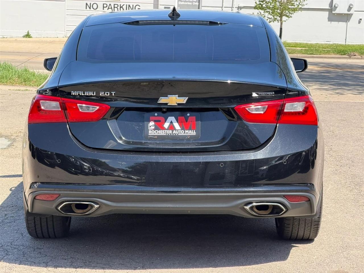 Chevrolet Malibu  2017