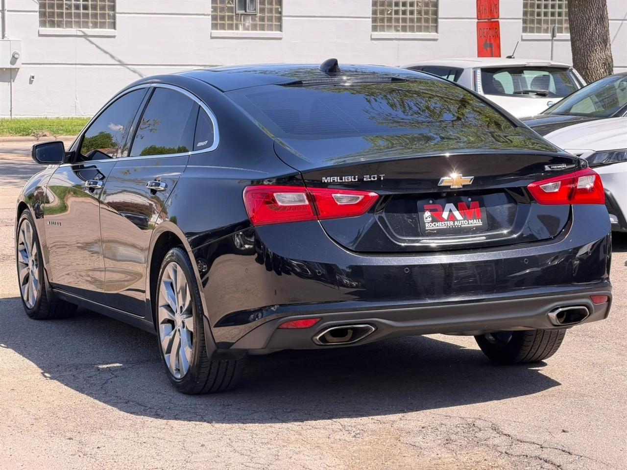 Chevrolet Malibu  2017