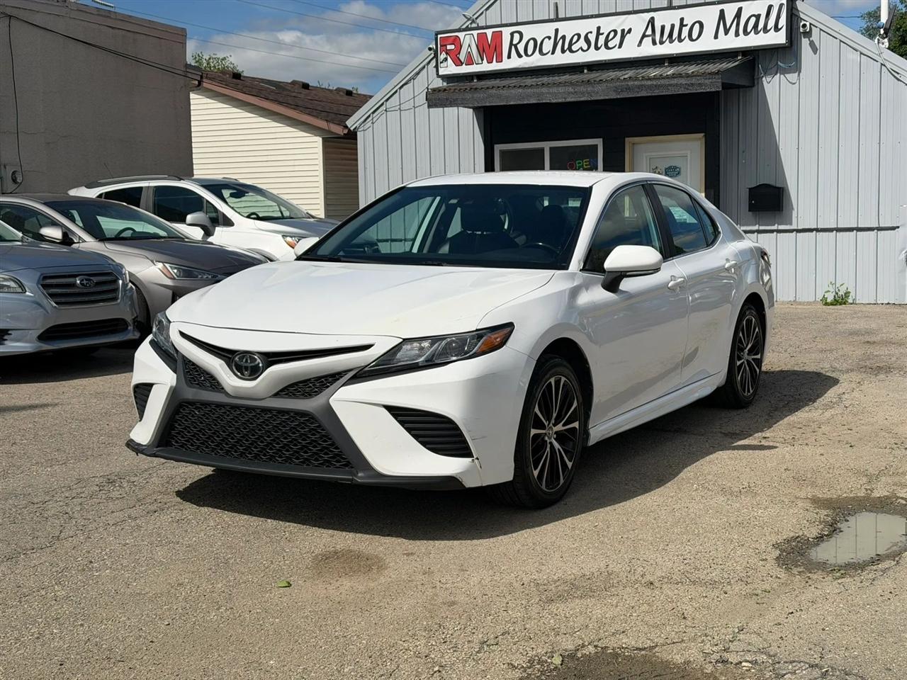 Toyota Camry  2020