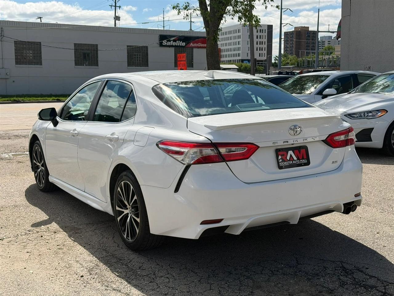 Toyota Camry  2020