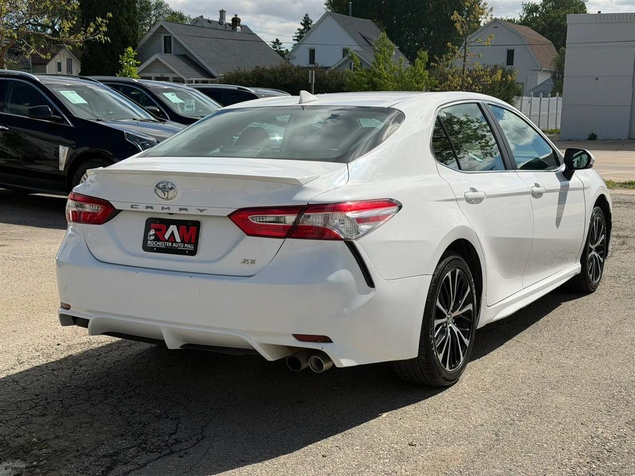 Toyota Camry  2020