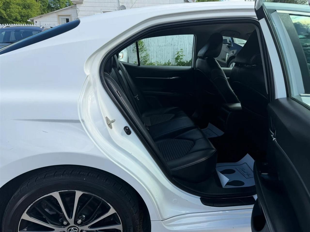Toyota Camry  2020